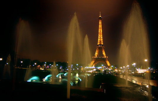 paris vacations, paris tours, tours to paris, eiffel tower, france tours, european tours, viajes a francia, tours a paris, paris tours, paris vacation packages, viajes a la torre eiffel, la torre de paris, la torre eiffel